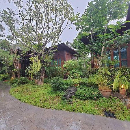 Areeya Phubeach Resort Wooden House Ban Chong Phli Exteriör bild
