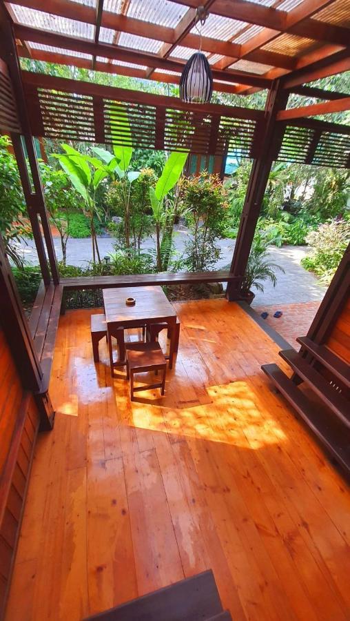 Areeya Phubeach Resort Wooden House Ban Chong Phli Exteriör bild