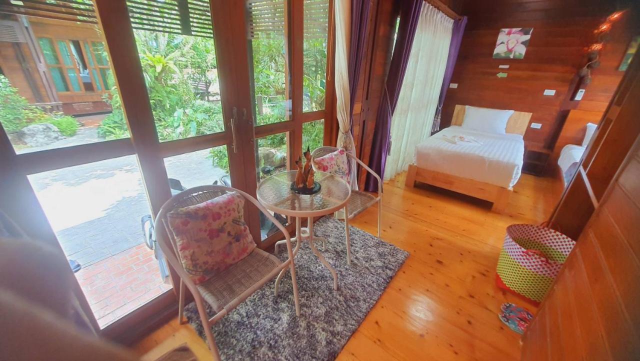 Areeya Phubeach Resort Wooden House Ban Chong Phli Exteriör bild