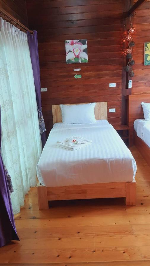Areeya Phubeach Resort Wooden House Ban Chong Phli Exteriör bild